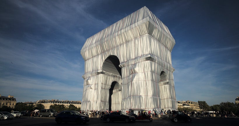 Combien de visites pour l’Arc de triomphe empaqueté de Jeanne-Claude et Christo ?