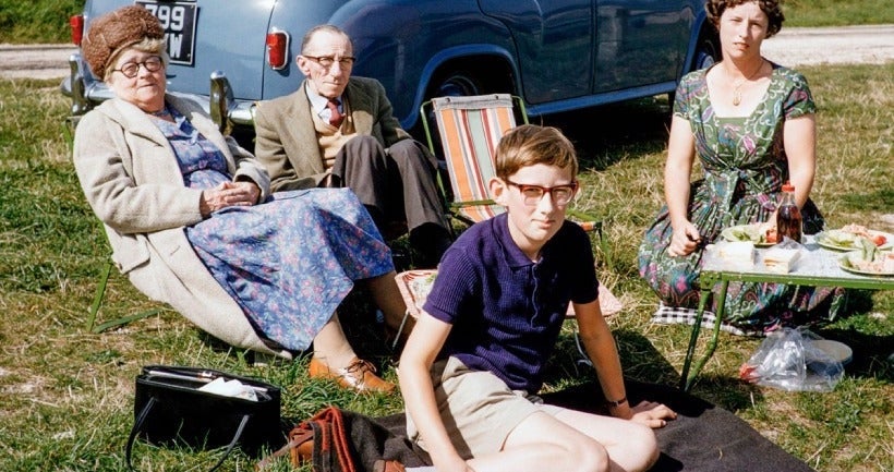 Des familles et des pique-niques réunis dans des photos très british